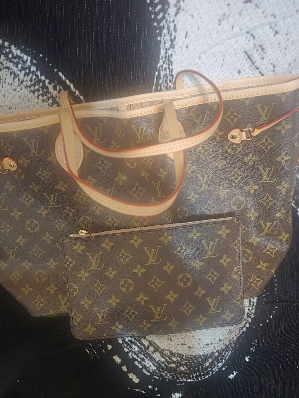 Designer Tote Source Unknowj - Picture 8 of 10